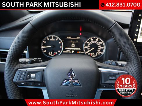 New 2026 Mitsubishi Outlander AWD image 18