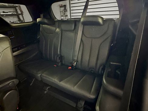 Used 2023 Hyundai Palisade Calligraphy image 28