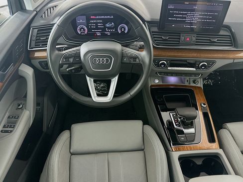Used 2023 Audi Q5 2.0T Premium Plus AWD/4WD image 5