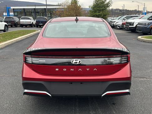 New 2026 Hyundai Sonata SE FWD image 6