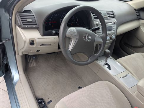 Used 2010 Toyota Camry SE image 13