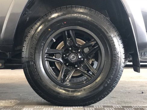 Used 2019 Toyota 4Runner SR5 image 17