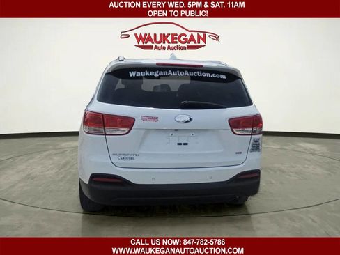Used 2018 Kia Sorento FWD image 6