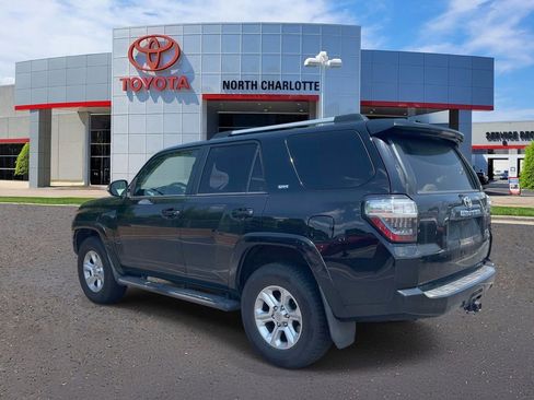 Used 2019 Toyota 4Runner SR5 Premium AWD/4WD image 4
