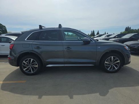 Used 2023 Audi Q5 2.0T Premium Plus w/ Premium Plus Package image 9
