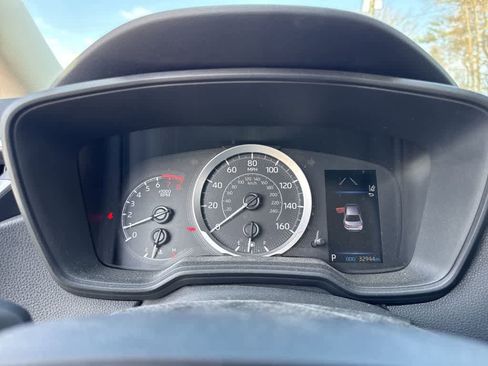 Used 2020 Toyota Corolla LE image 10