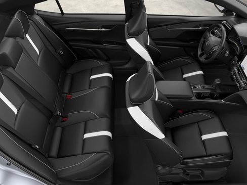 New 2026 Toyota Camry SE image 4