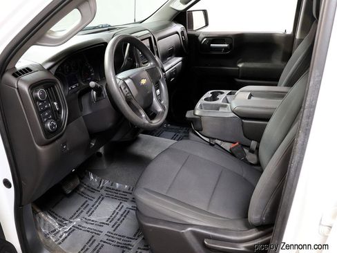 Used 2021 Chevrolet Silverado 1500 Custom image 11