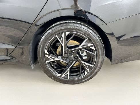 Used 2025 Kia K5 GT-Line w/ GT-Line Premium Package FWD image 31