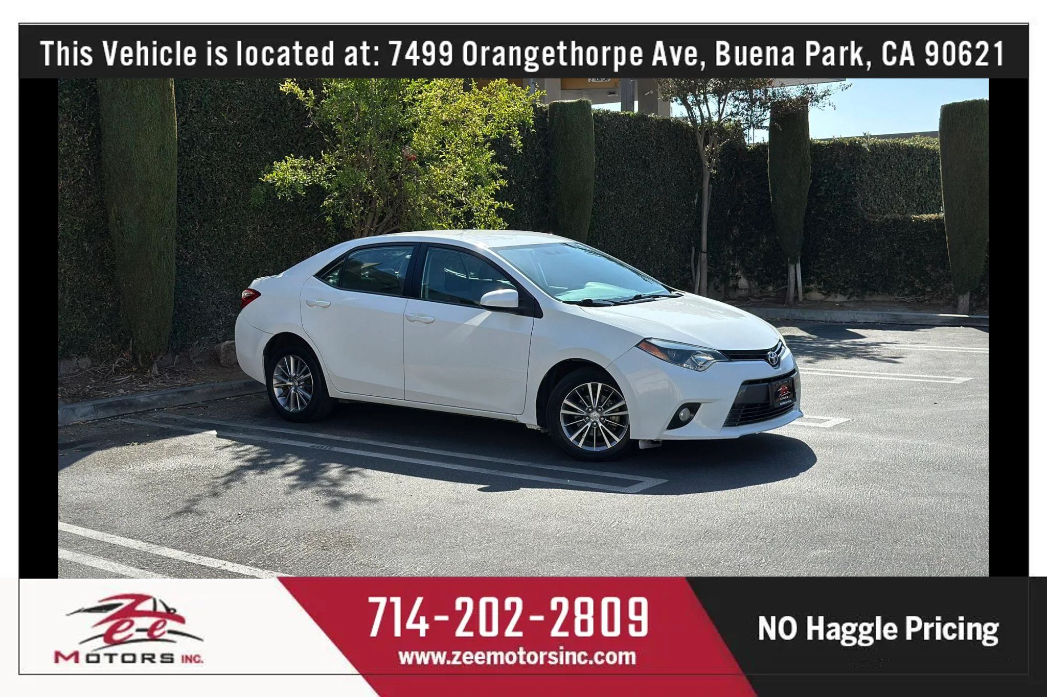 Used 2015 Toyota Corolla LE FWD image 2
