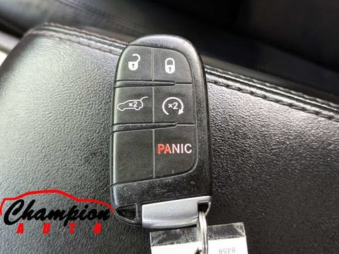 Used 2019 Jeep Grand Cherokee Altitude RWD image 33