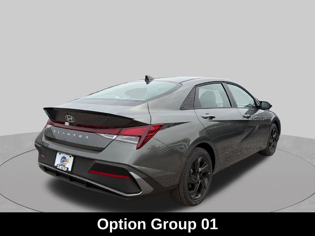Used 2026 Hyundai Elantra Sport FWD image 6