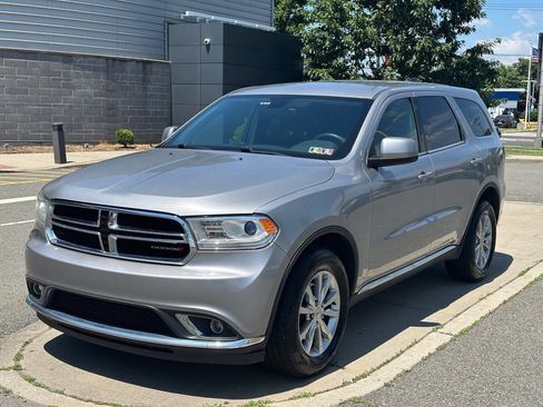 Used 2017 Dodge Durango SXT w/ 3rd Row Seating Group AWD/4WD image 1