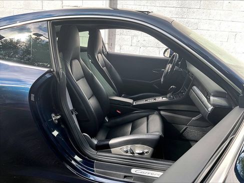 Certified 2015 Porsche 911 Carrera S RWD image 12
