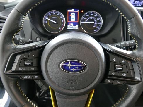 Used 2021 Subaru Crosstrek 2.5i Sport w/ Moonroof Package image 16