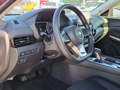 Certified 2023 Nissan Sentra SV image 12