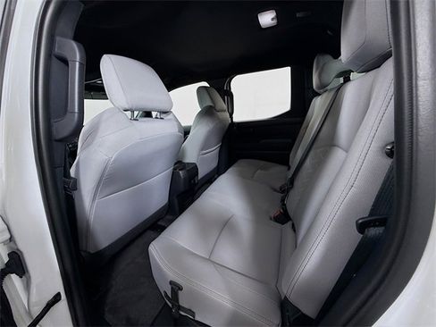 Used 2024 Toyota Tacoma 2WD Double Cab image 10