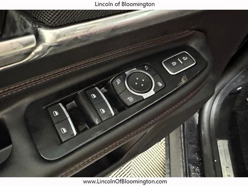 New 2025 Lincoln Corsair Reserve w/ Equipment Group 202A image 37