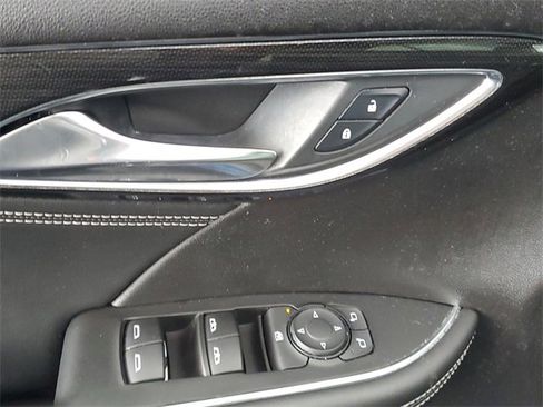 Used 2022 Buick Envision Preferred w/ Safety Package image 15