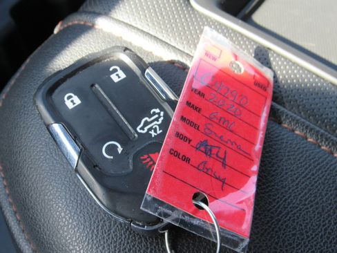 Used 2020 GMC Sierra 1500 AT4 w/ AT4 Premium Package image 45