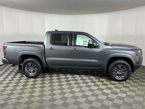 New 2026 Nissan Frontier SV w/ Tow Package AWD/4WD image 10