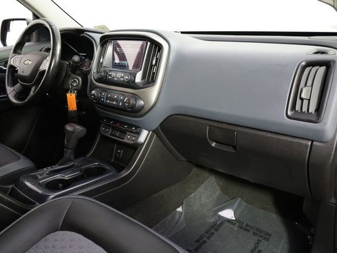 Used 2015 Chevrolet Colorado Z71 AWD/4WD image 15