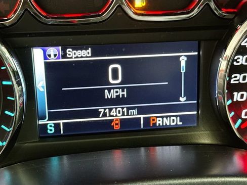 Used 2018 Chevrolet Silverado 1500 LT w/ All Star Edition AWD/4WD image 13