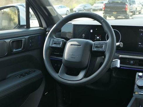 New 2025 Hyundai Santa Fe Calligraphy AWD/4WD image 23