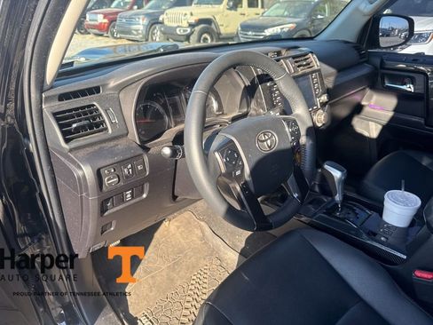 Used 2020 Toyota 4Runner TRD Off-Road Premium image 13