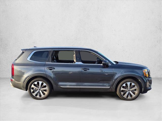 Used 2022 Kia Telluride EX w/ EX Premium Package FWD image 4