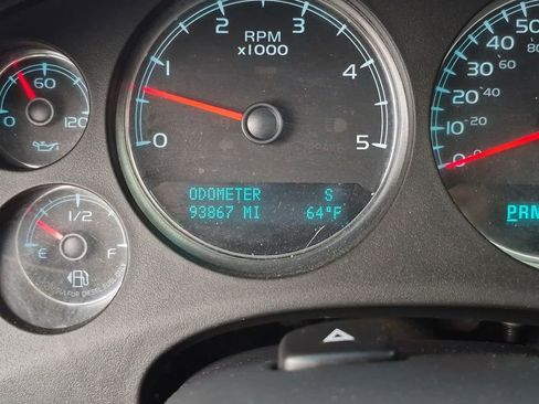 Used 2011 GMC Sierra 2500 Denali AWD/4WD image 4