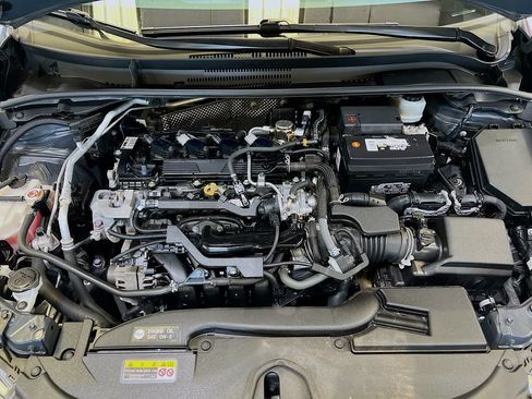 Used 2023 Toyota Corolla SE w/ Carpet Mat Package (TMS) FWD image 27