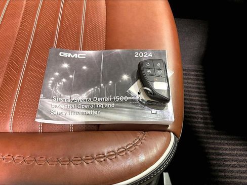 Used 2024 GMC Sierra 1500 Denali Ultimate image 11