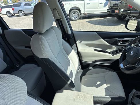 Used 2019 Subaru Forester w/ Popular Package #1 image 8