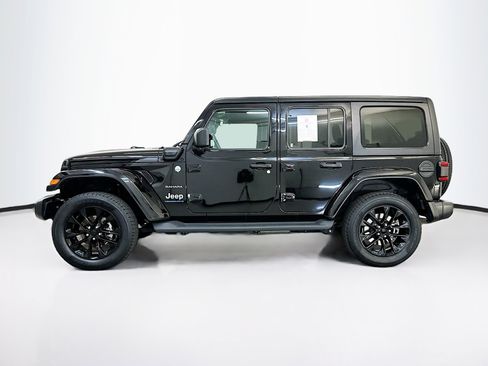 Used 2023 Jeep Wrangler Unlimited Sahara w/ Cold Weather Group AWD/4WD image 4