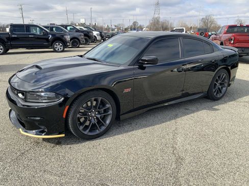 Used 2023 Dodge Charger Scat Pack w/ Plus Group image 4