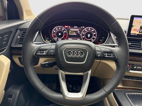Used 2018 Audi Q5 2.0T Premium Plus w/ Premium Plus Package AWD/4WD image 19