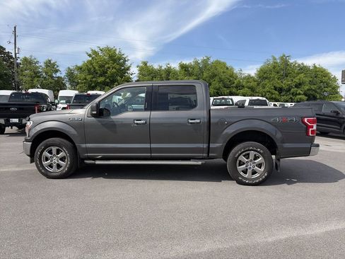 Used 2018 Ford F150 XLT w/ Equipment Group 302A Luxury AWD/4WD image 4