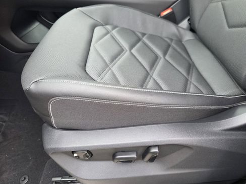 New 2026 Volkswagen Atlas SE image 15