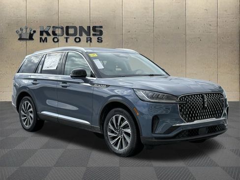 New 2026 Lincoln Aviator AWD image 5
