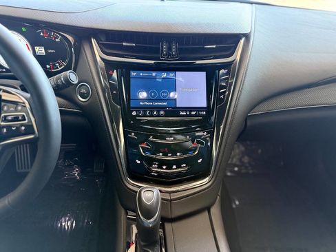 Used 2018 Cadillac CTS V w/ Luxury Package image 70