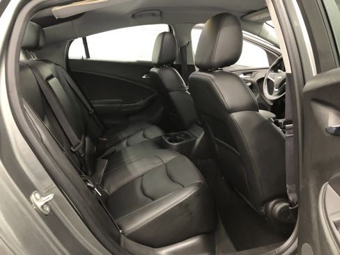 Used 2017 Chevrolet Volt Premier w/ Driver Confidence II Package image 9