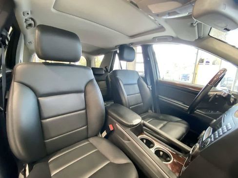 Used 2010 Mercedes-Benz ML 350 4MATIC image 28