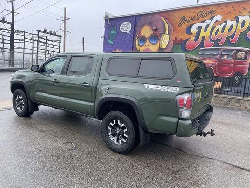 Certified 2021 Toyota Tacoma TRD Off-Road w/ Technology Package image 3