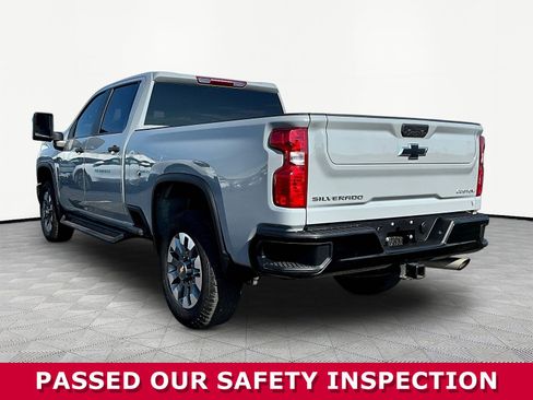 Used 2025 Chevrolet Silverado 2500 Custom w/ Custom Convenience Package AWD/4WD image 4