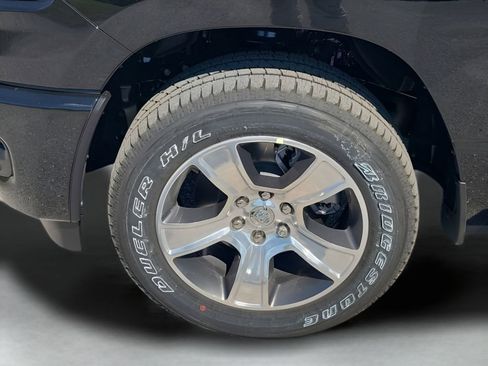 New 2026 RAM 1500 Express image 17