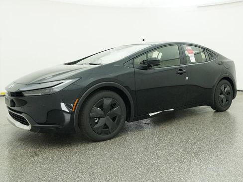 New 2026 Toyota Prius Plug-In Hybrid image 6