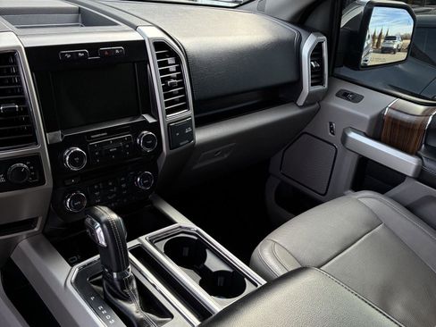 Used 2017 Ford F150 Lariat image 8