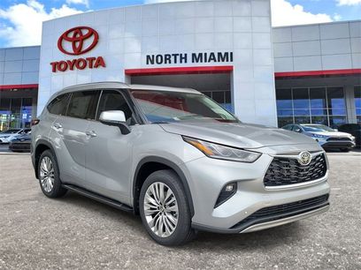New 2025 Toyota Highlander Platinum