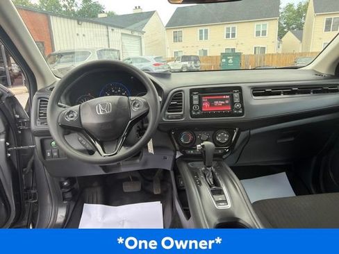 Used 2016 Honda HR-V LX image 11